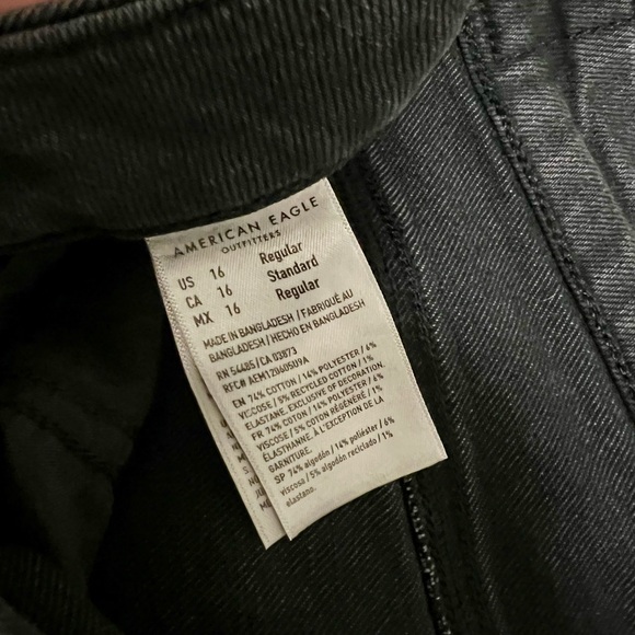 AE Stretch Super High-Waisted Ankle Straight Jean • 16 CURVY - Picture 4 of 5